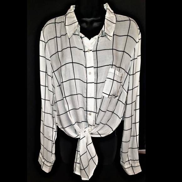 Forever21 Contemporary Top - Picture 2 of 4